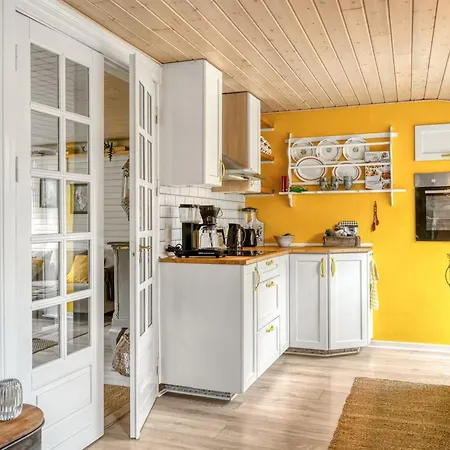 Ellinore - From The Sea By Interhome *