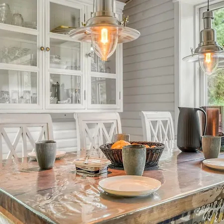 Ellinore - From The Sea By Interhome * Hals